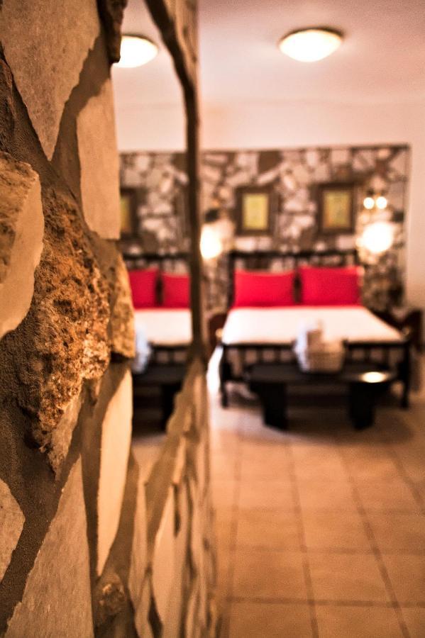 Pasas Castle - Unique Luxury Apartments Naxos City Bagian luar foto