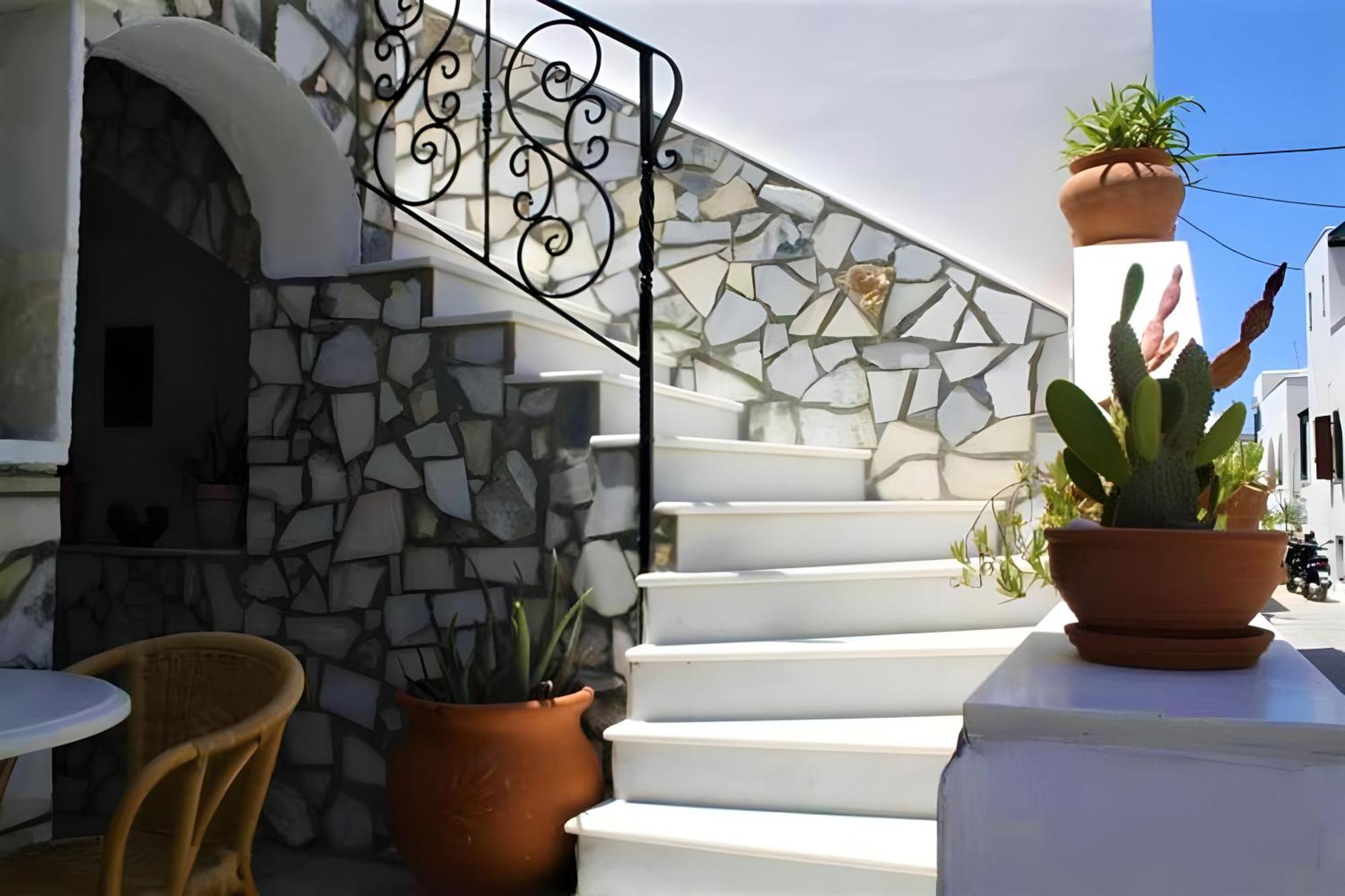 Pasas Castle - Unique Luxury Apartments Naxos City Bagian luar foto